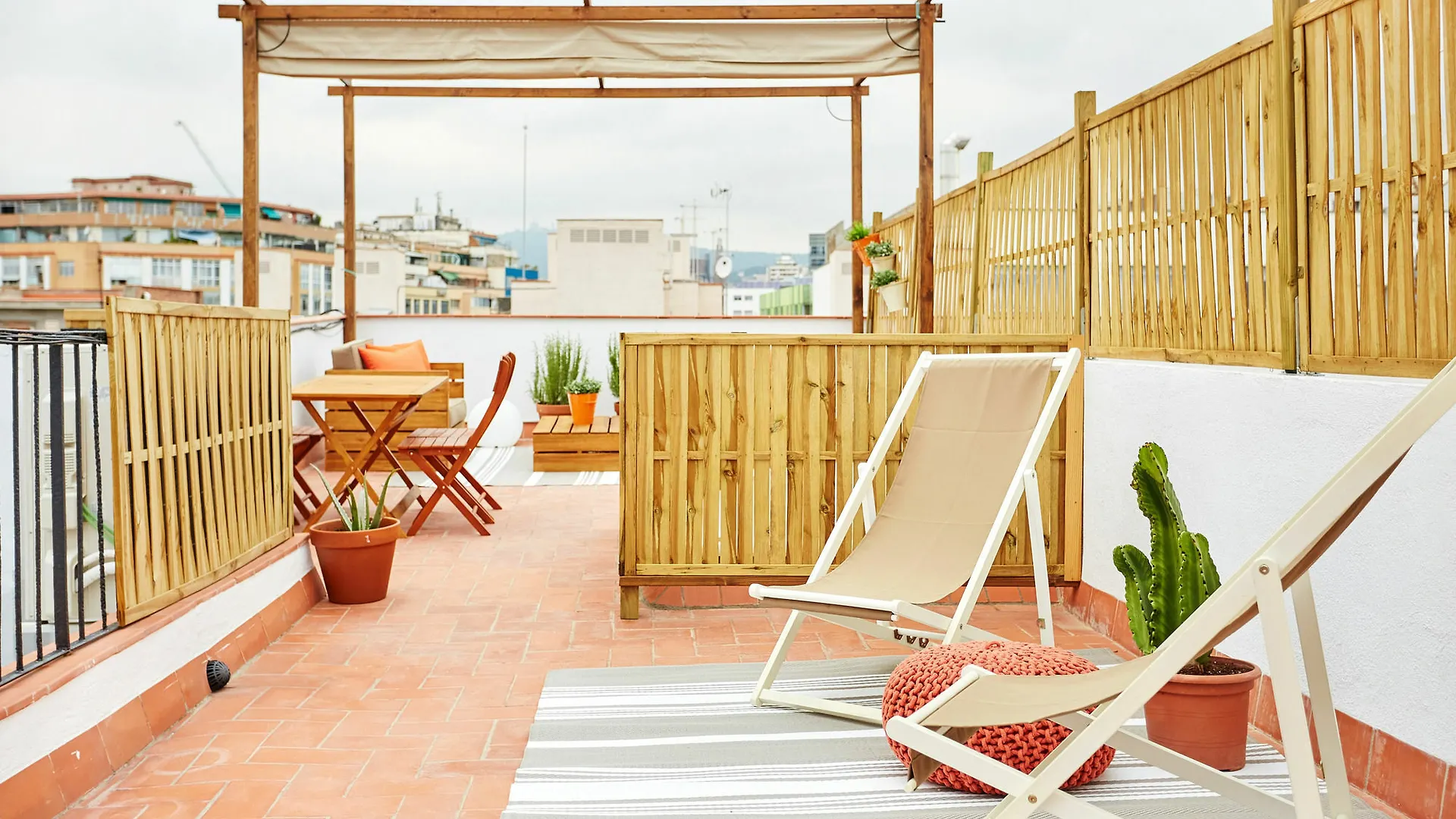 Urban District - Vintage Suites Barcelona Hotel