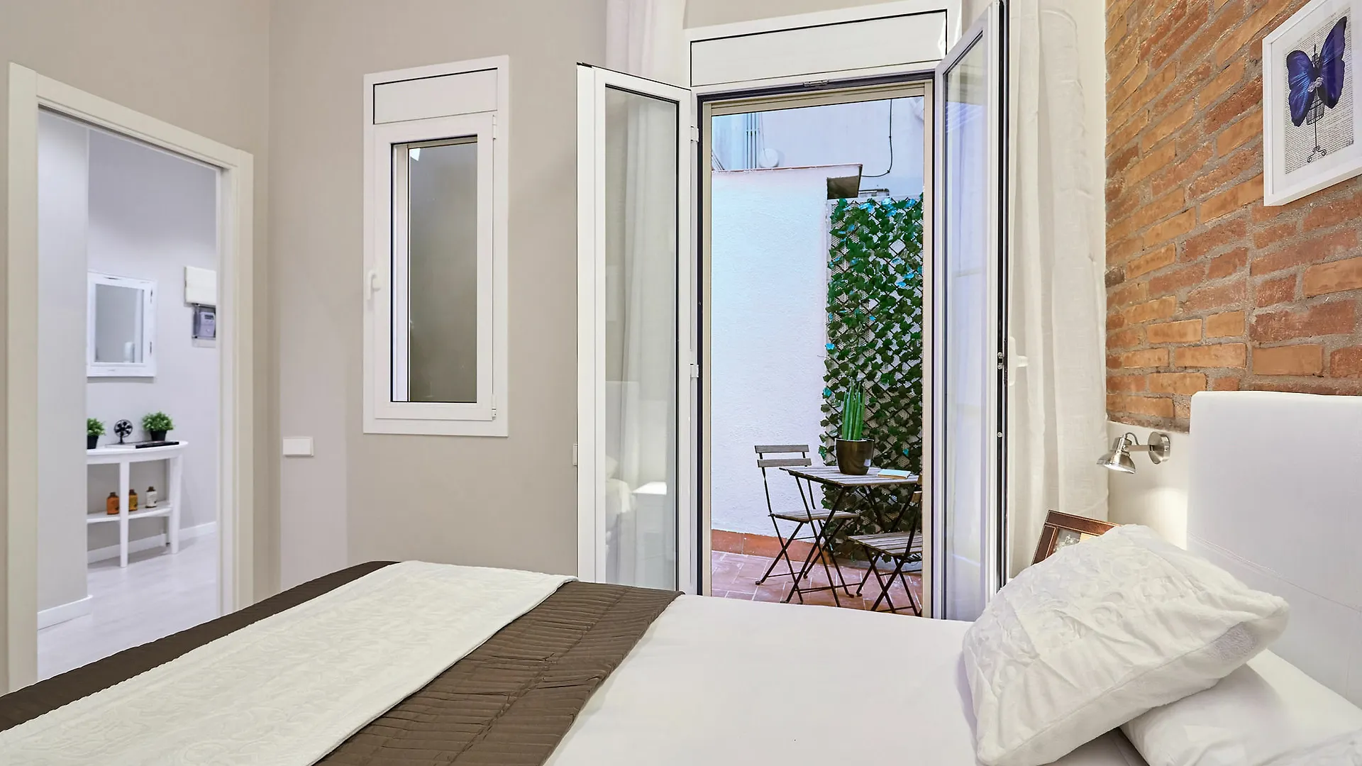 Urban District - Vintage Suites Barcelona Hotel