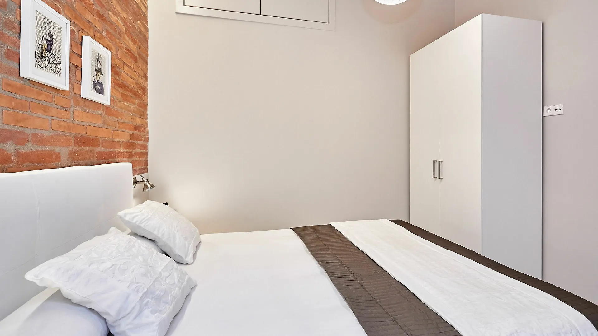 Urban District - Vintage Suites Barcelona Hotel