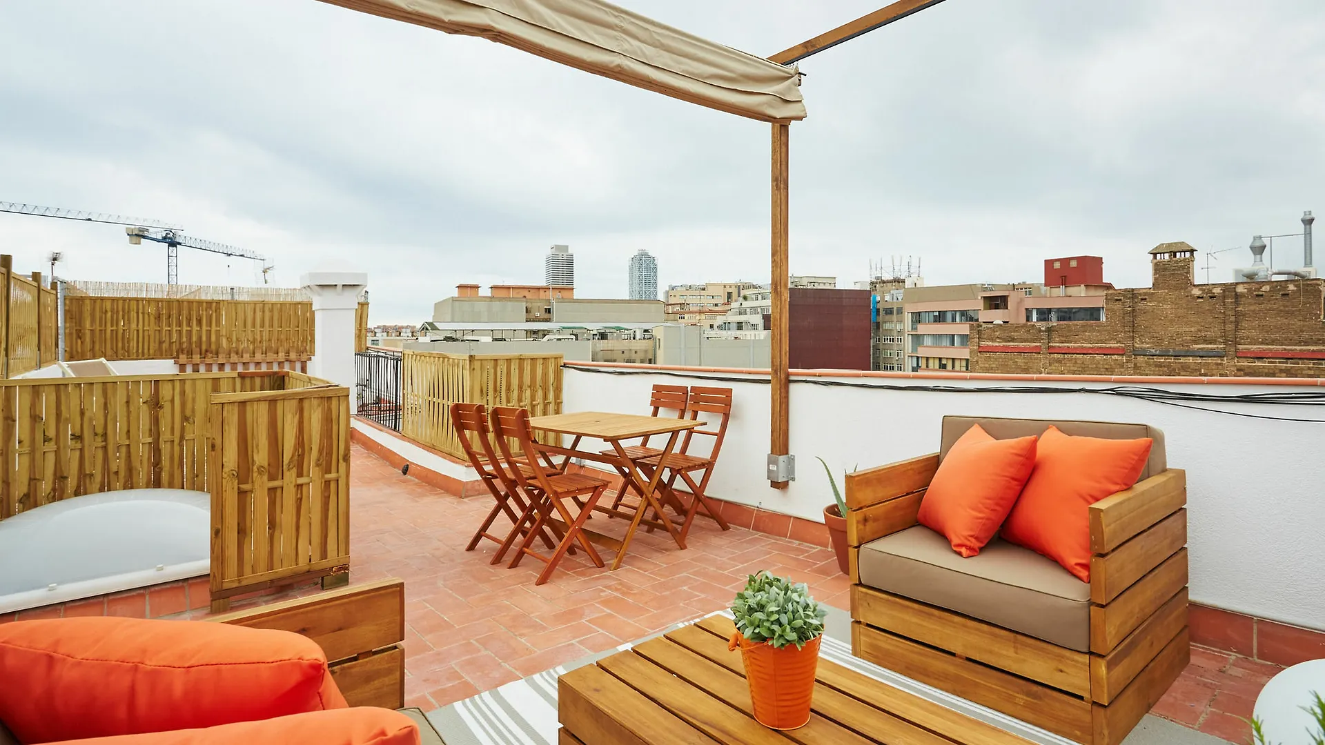 Urban District - Vintage Suites Barcelona Hotel