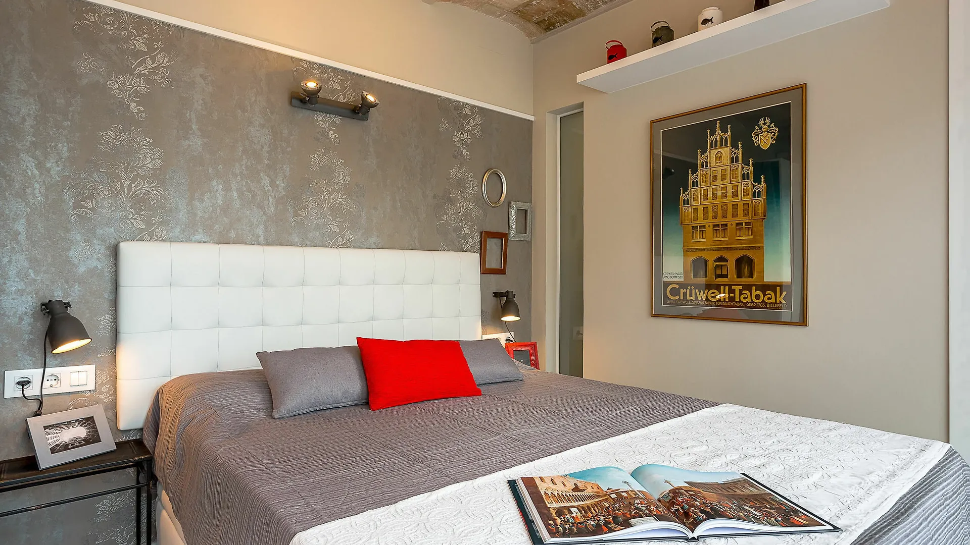 Hotel Urban District - Vintage Suites Barcelona