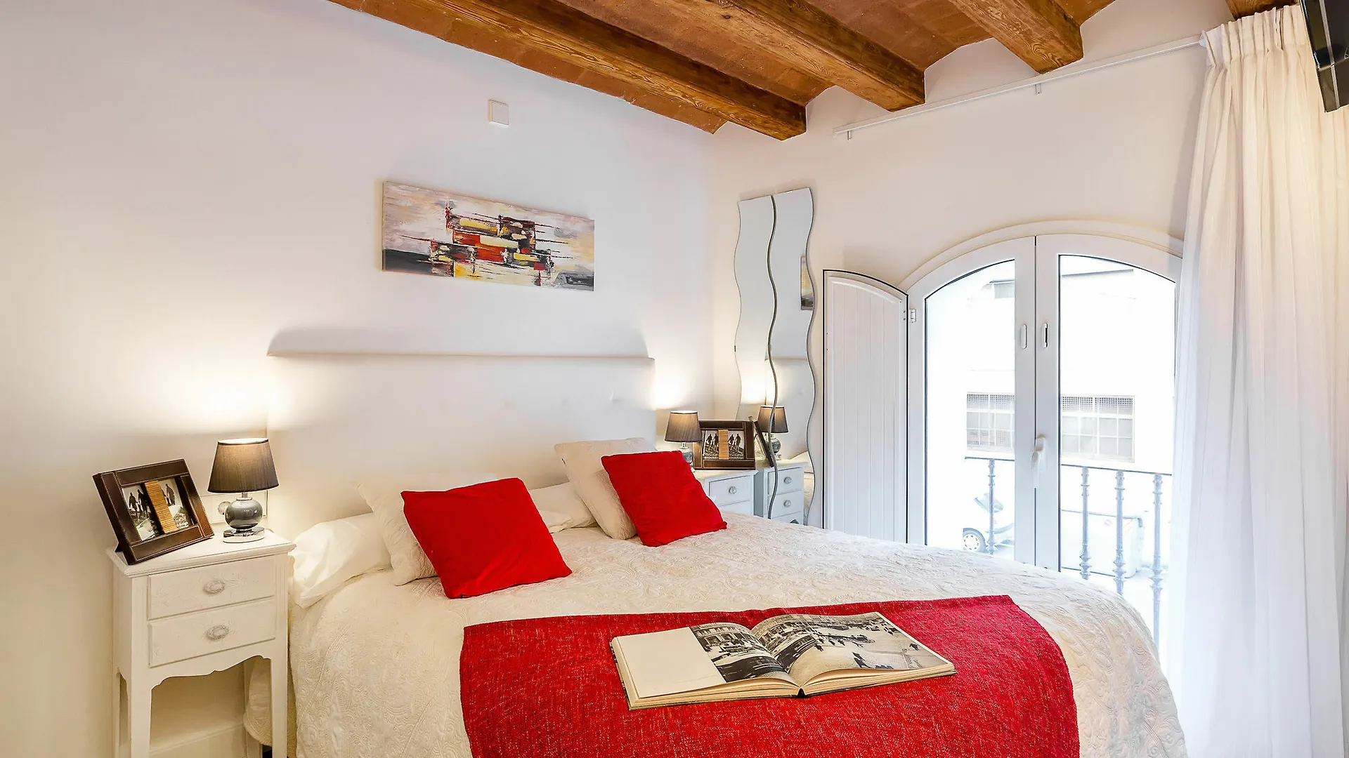 Hotel Urban District - Vintage Suites Barcelona