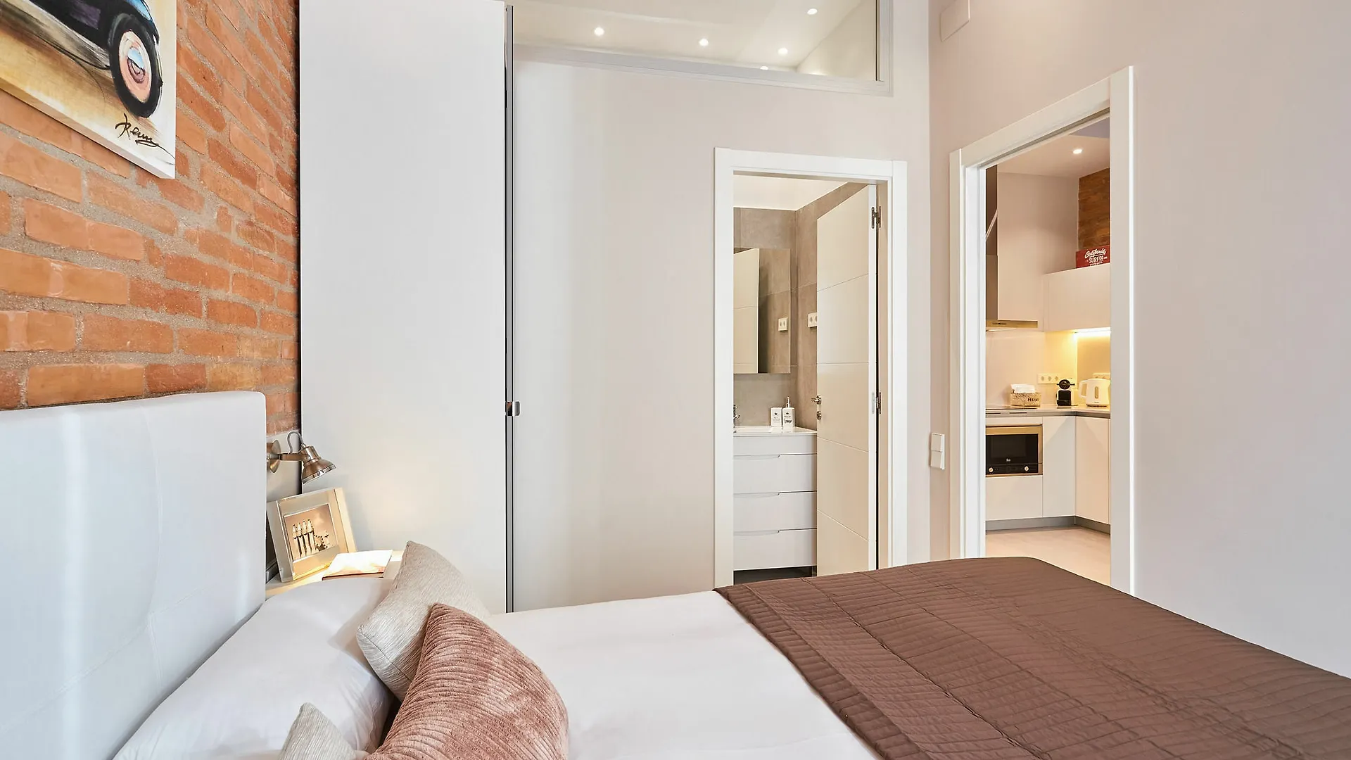 Urban District - Vintage Suites Barcelona 3*,