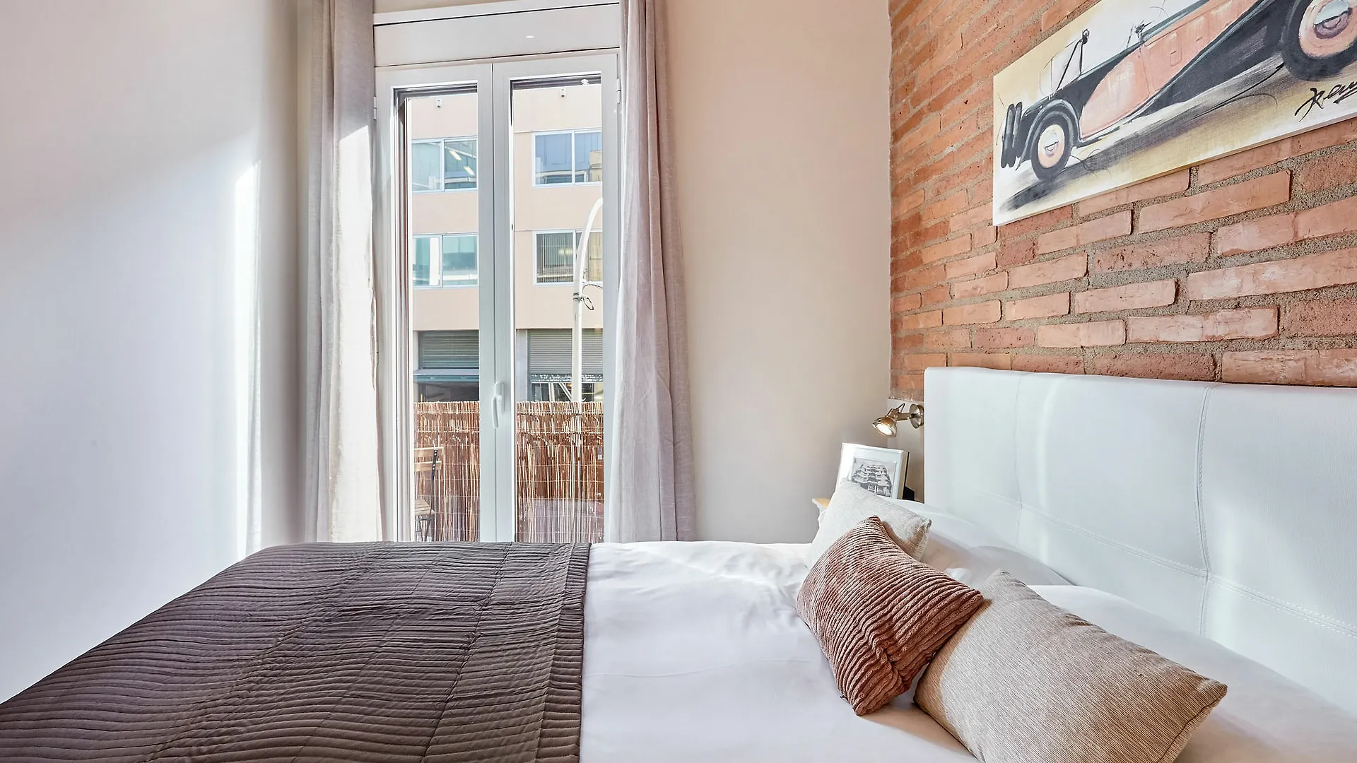 Hotel Urban District - Vintage Suites Barcelona